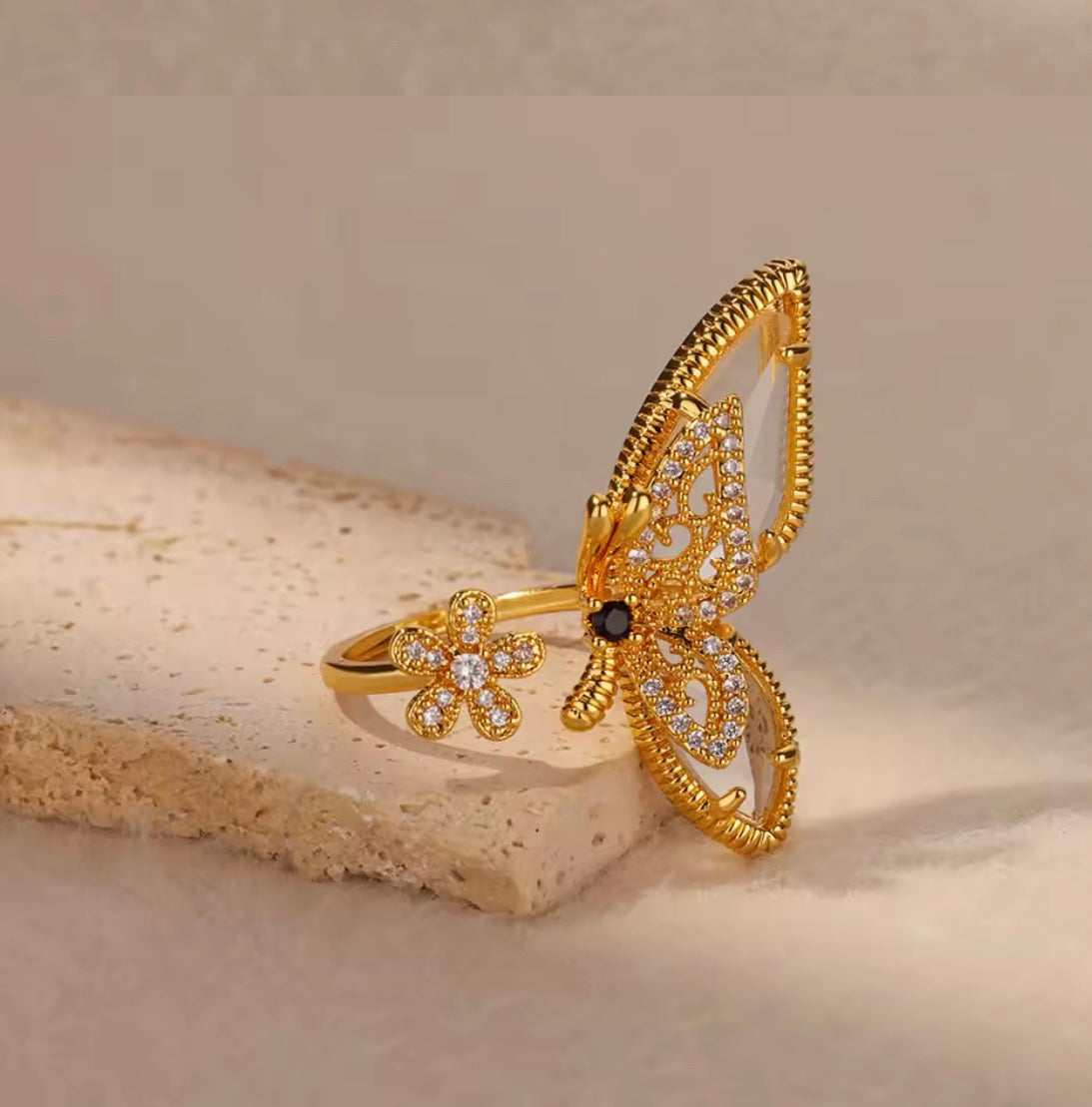 Bague papillon